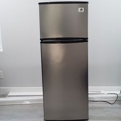 Fridge 55H X 21W X 22D Inches