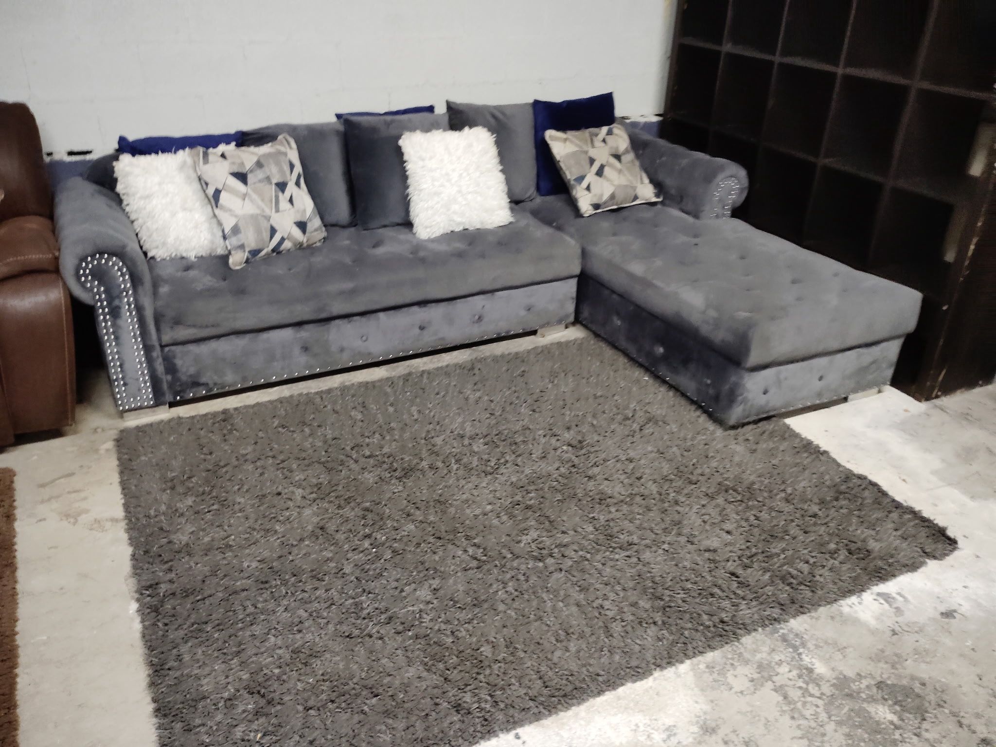 Modern Gray Velvet Sectional Sofa with Chaise & Nailhead Trim
