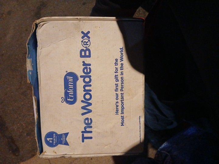 Enfamil Infant Formula Wonder Box