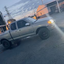 2000 Toyota Tundra
