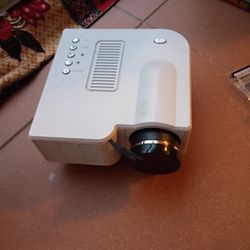 Mini Projector There Is No Remote Or Either Did it Come With One Brand New 1080