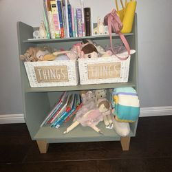 Small Book Shelf 
