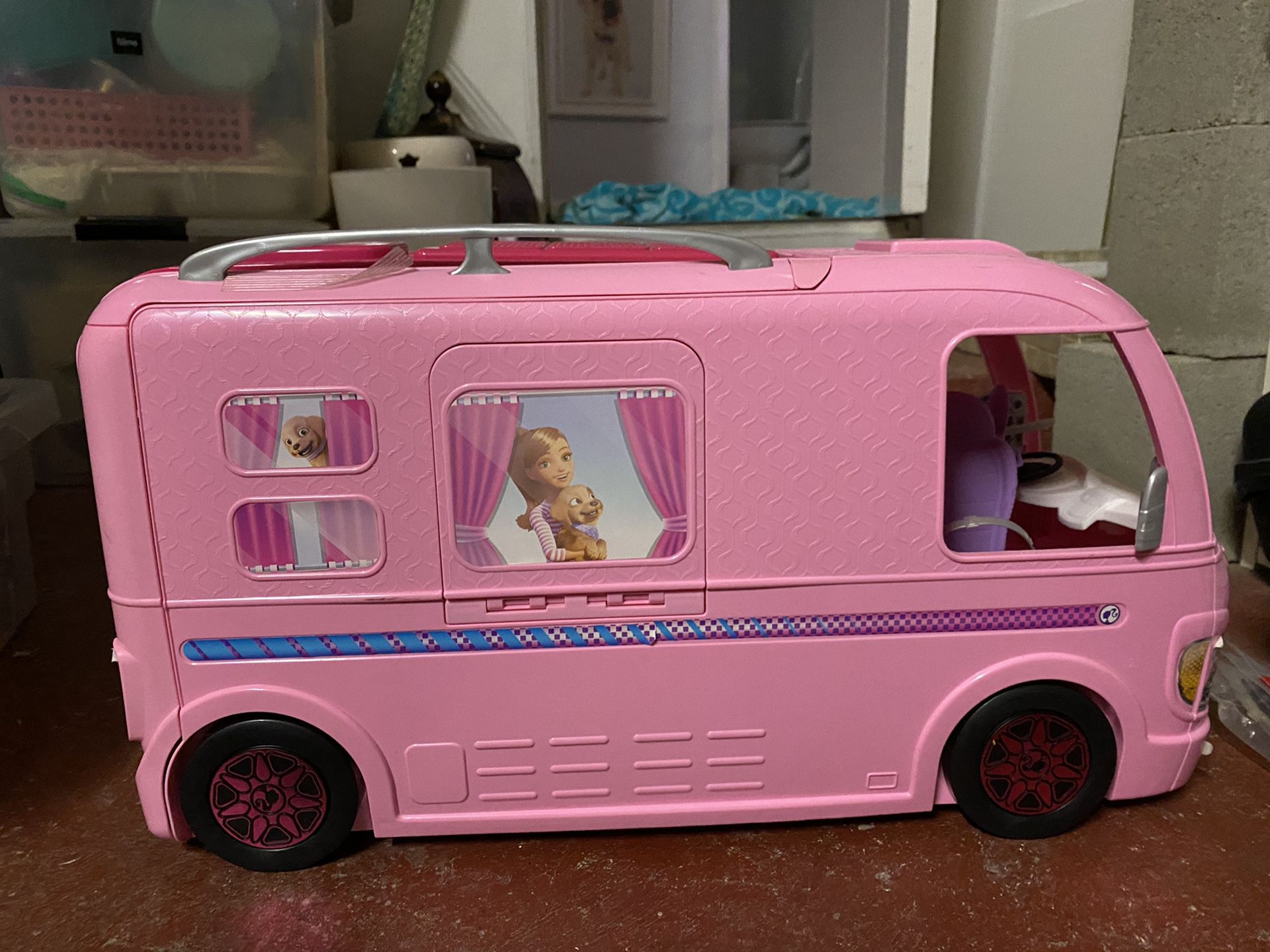 Barbie Dream Camper RV