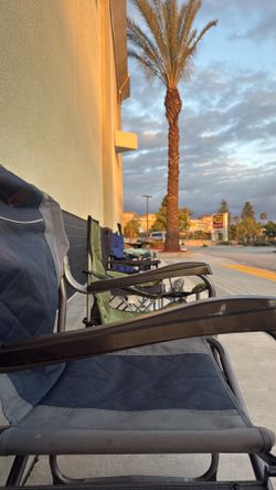 Free beach chairs