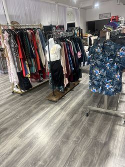 Thrift Store Inventory 200 Pieces $100