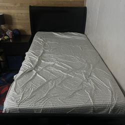 twin bed  with mattress 