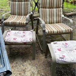 2 Adjustable Aluminum Chairs With  Stool And Cushions 