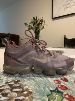 Nike Air VaporMax 2019 Soft Pink Size  6 1/2 