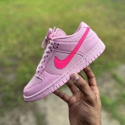 “Triple Pink” Nike Dunk Lows 5.5/Y, 7/W 🌸