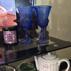 2 Vintage Cobalt Wine Glasse