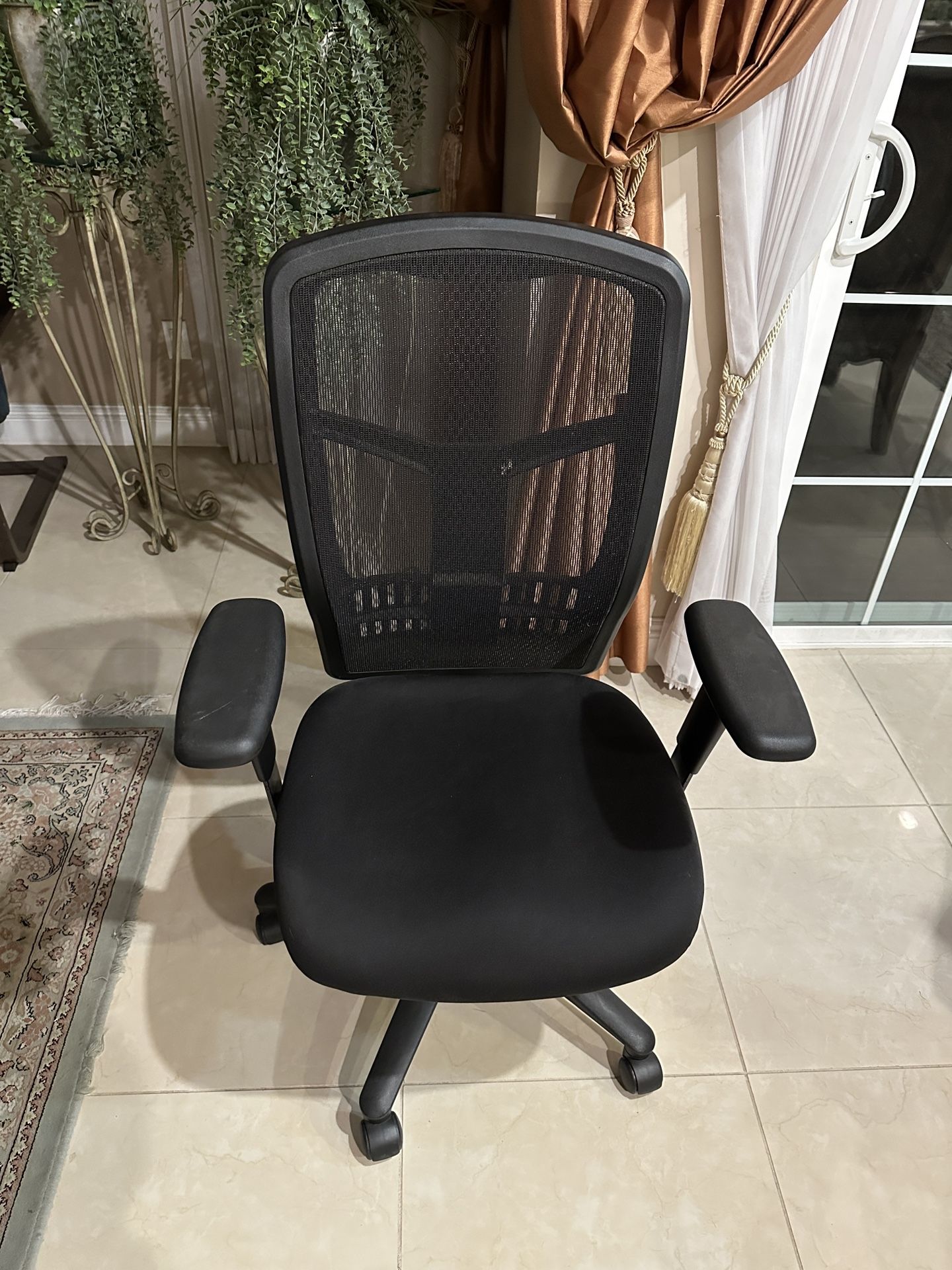 Black Rolling Computer Armchair