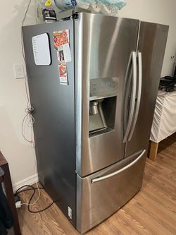 Samsung RF3OHDEDTSR Refrigerator Year 2014