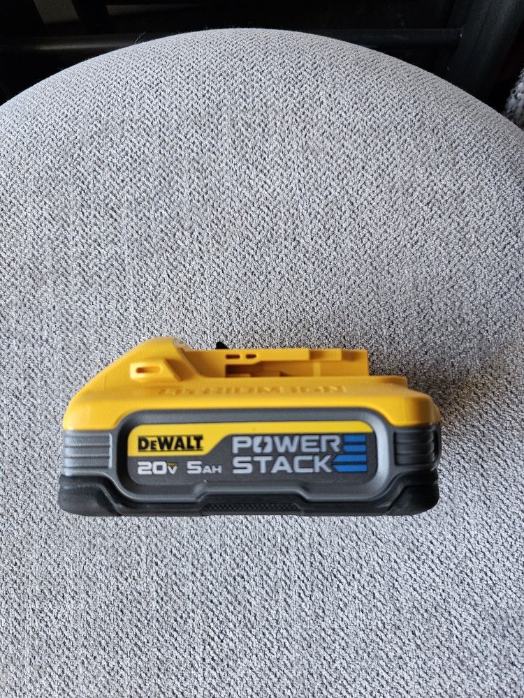 Dewalt Power Stack 5 Ah Batterie