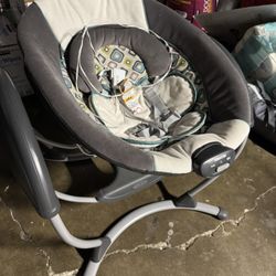 Free Graco Baby Swing 