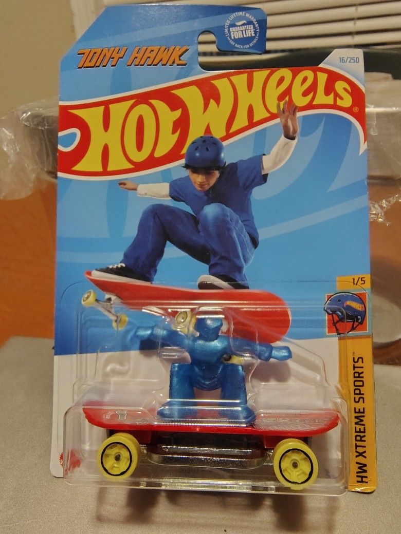 Hot Wheels Tony Hawk Skate Grom