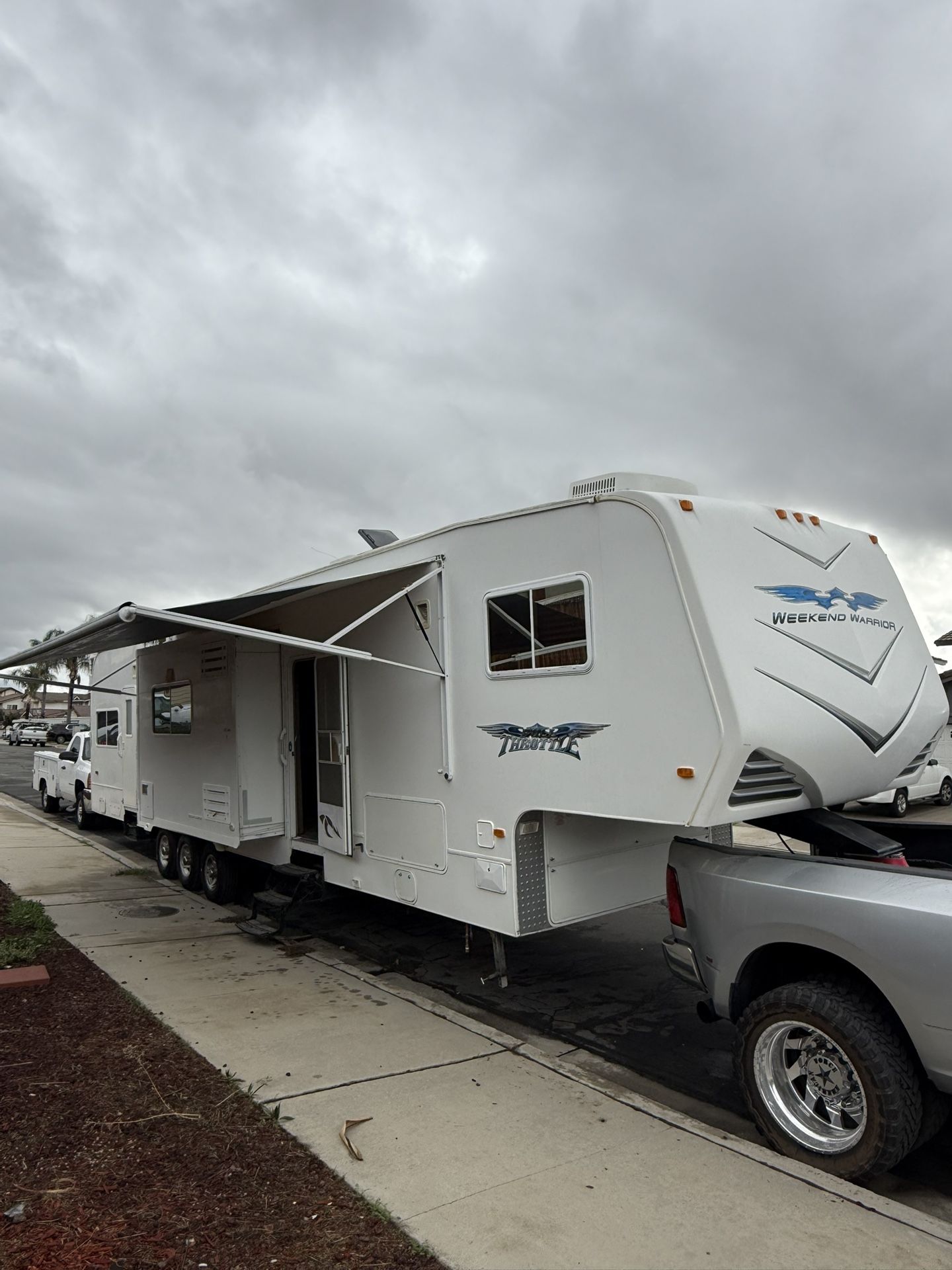 2009 Weekend Warrior 4005 TFL Toy Hauler