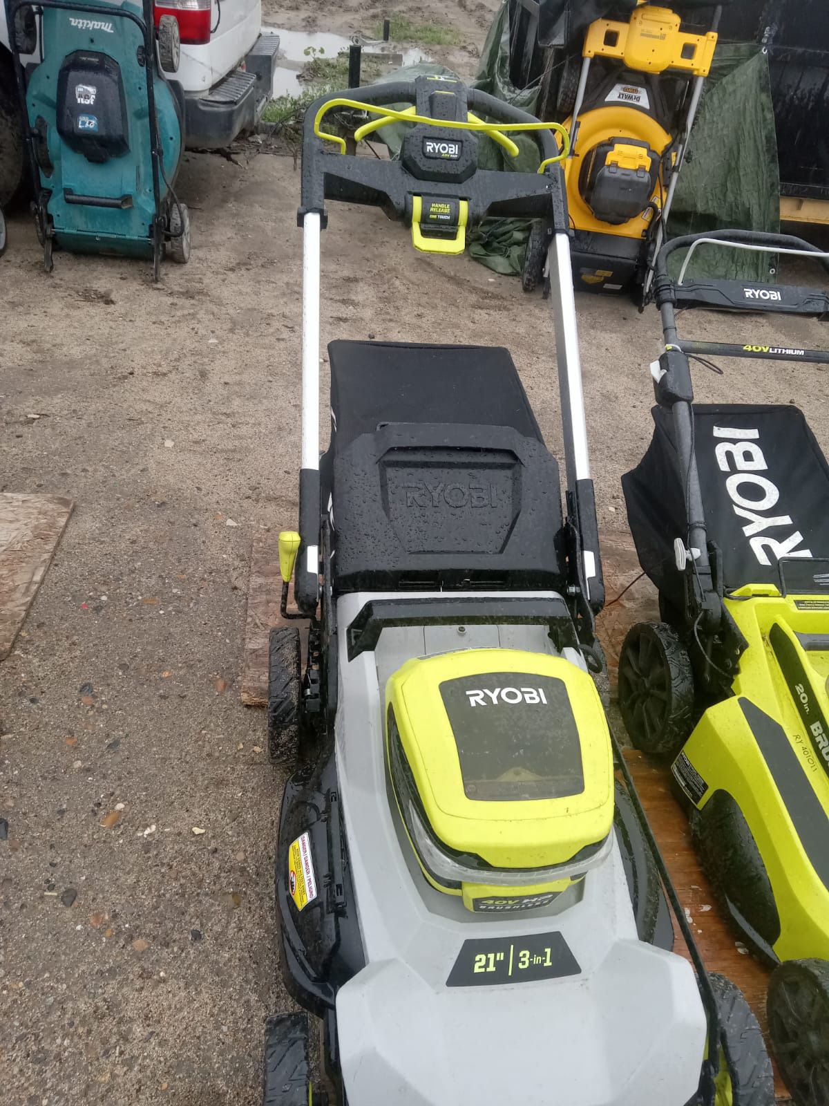 RYOBI 40V HP Brushless 21 in. Cordless Battery Walk Behind Self-Propelled Lawn Mower with 6.0 Ah Battery and Charger