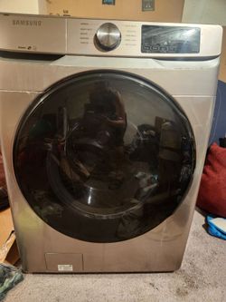 Damaged Rose gold Samsung washing machine STill WORKS AUN TRABAJA