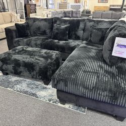 L Shape Sectional. 🚚WE DELIVER🚚