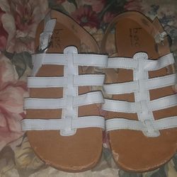 Womens White Sandals Size 10. Not Perfect, But Cheap.