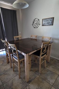 kitchen table & 6 chairs / $100 OBO