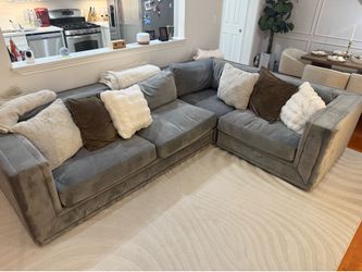 Large Gray Sectional Sofa – Good Condition, Comfortable & Spacious