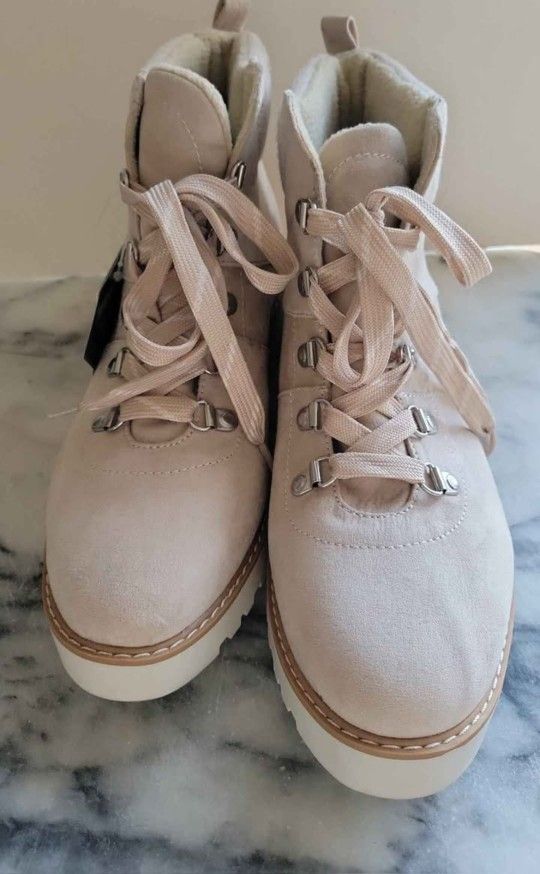 BOOTS WOMENS SONOMA ORTHOLIYE ECO WATER REPELLANT SIZE 10 NEW RETAIL $80