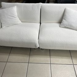 Sofa loveseat 