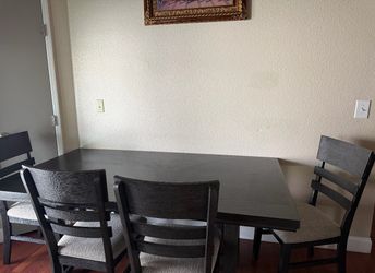 Kitchen table