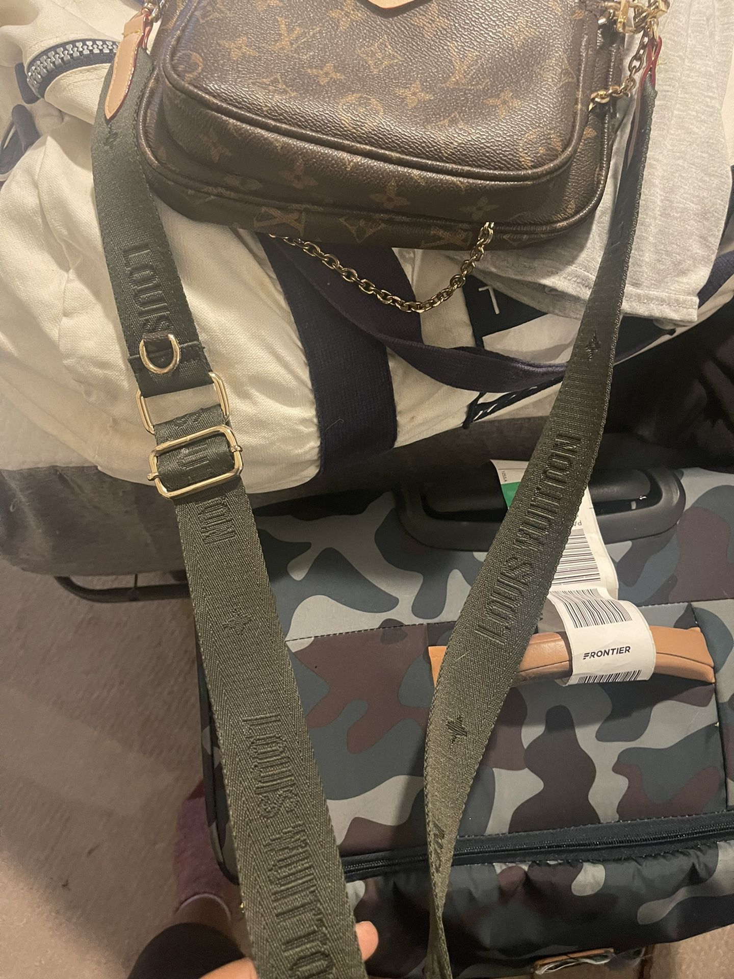 Louis Vuitton Crossbody