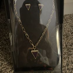 Kendall + Kylie Necklace 