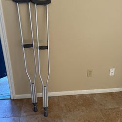 crutches 