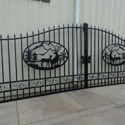 20 Ft Gate  Wrought Iron Powder Coated Deer Scene