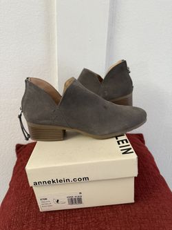 Anne  Klein Ladies Boots (new