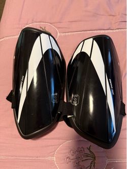 Nike shin guards