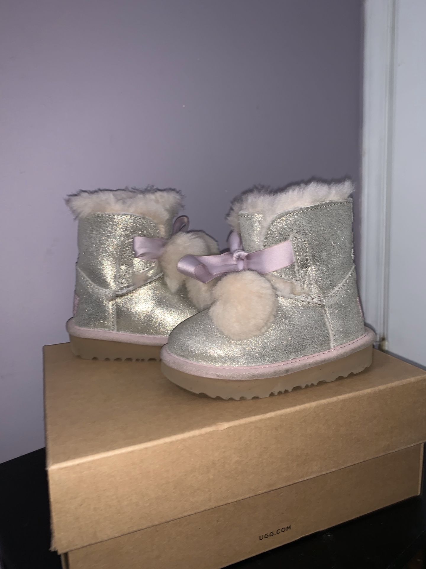 Uggs boots , size 6.