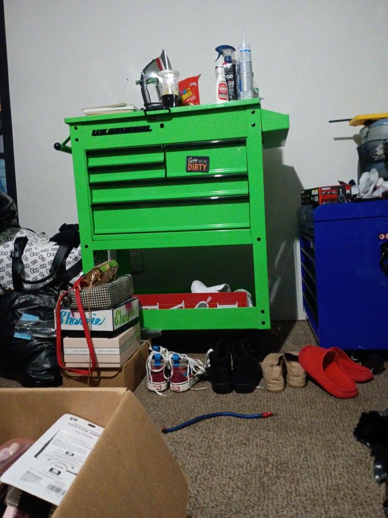 Us General Rolling Toolbox