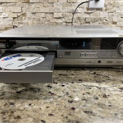 PANASONIC SA-HT95 DVD PLAYER AND AMPLIFIER Only Tested Works
