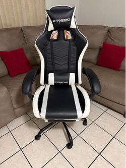 Gamer chair