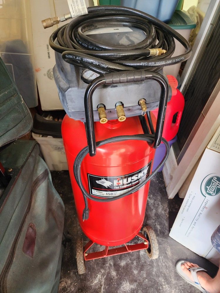 Husky 26gal Air Compressor