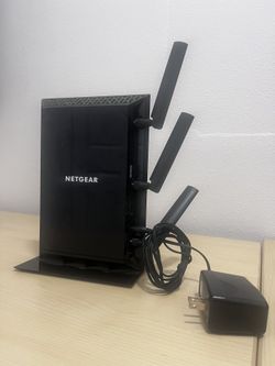 Nighthawk® Dual-band WiFi Mesh Extender, 1.9Gbps: AC1900 WiFi Mesh Extender (EX7000)
