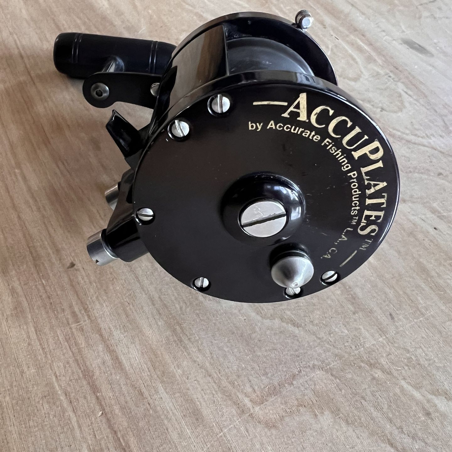 Accurate Penn Jigmaster 500, Accuframe, Sideplates, Handle, Clamp..all  Black, Nice Condition Fishing Reel for Sale in Los Angeles, CA - OfferUp