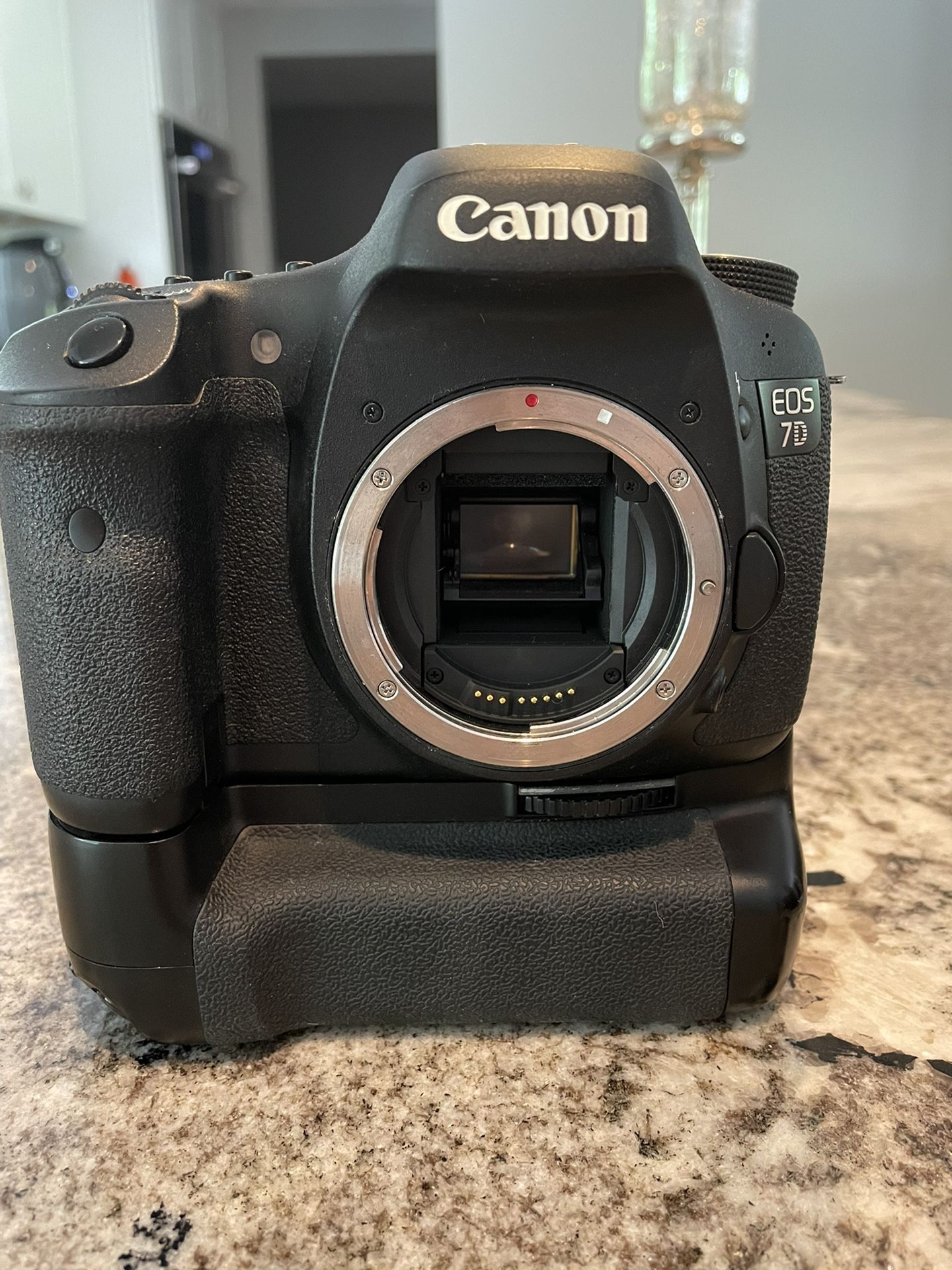 Canon 7D Battery Grip 