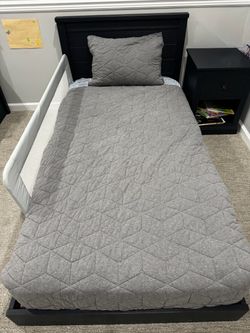 Pottery Barn Charlie Low Profile Twin Beds