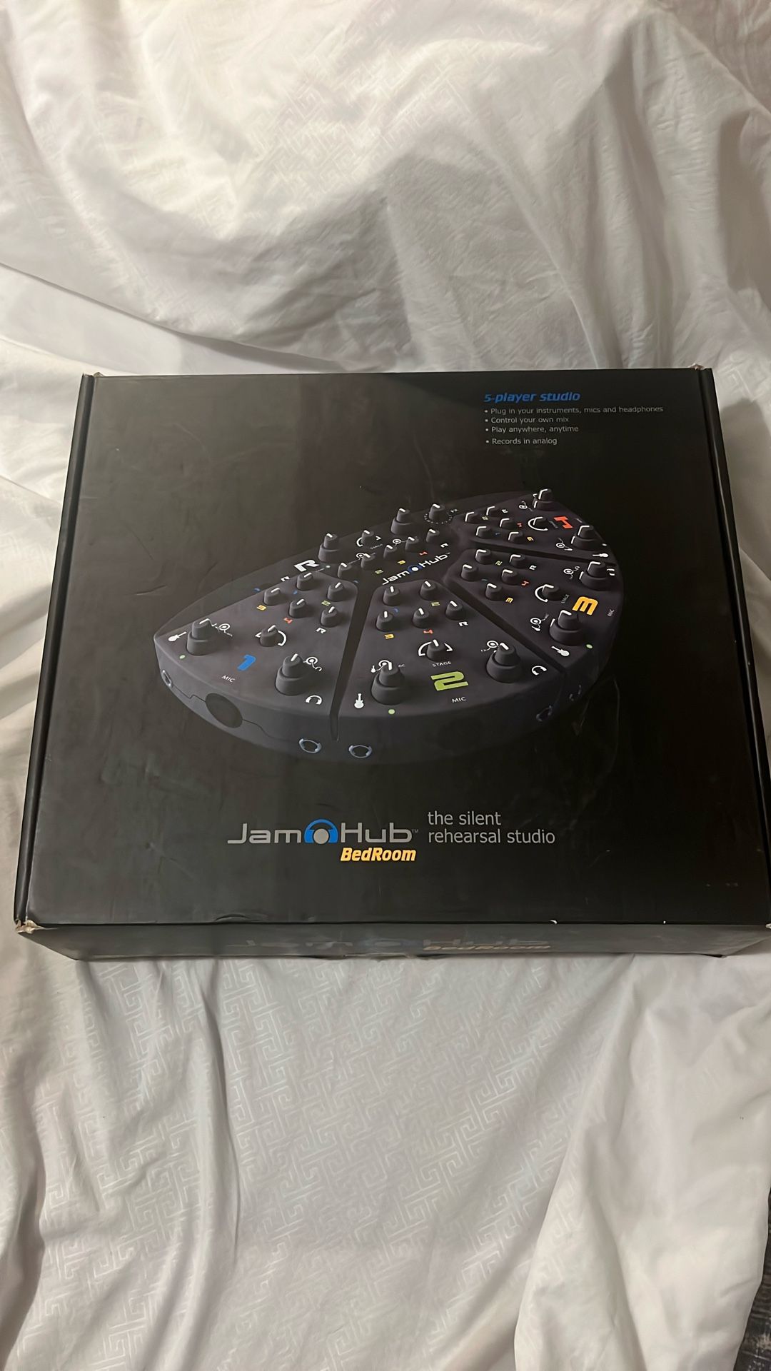 jamhub bedroom