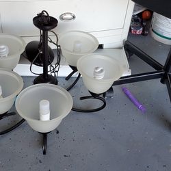 5 Chandliers Set In Good Condition 
