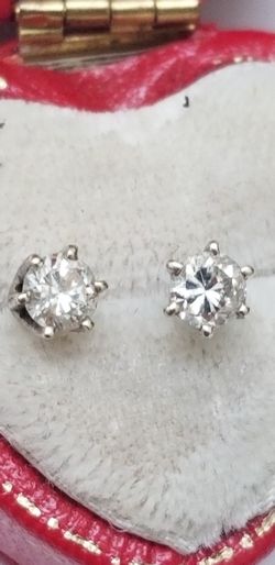 Estate. 50ct Diamond 14k White gold Studs 
