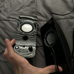 LED Insignia Speakers