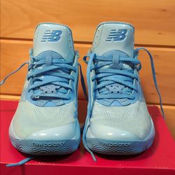 New Balance unisex Blue basketball,Tennis & Racquet Sport Shoes US Size  9 mens 10.5 women's