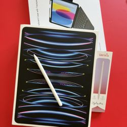 Apple iPad Pro 12.9” 6th Generation (M2 Chip / 2022 Model) 256gb with Pencil & Keyboard  case 